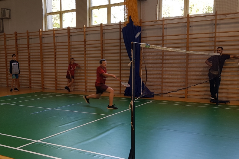zawody w badmintonie
