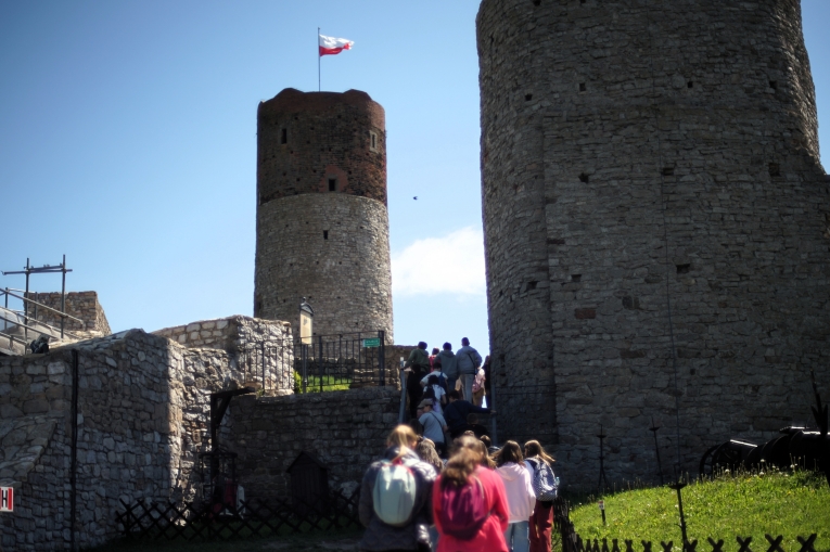 WYCIECZKA KLAS 6B I 6C W GRY WITOKRZYSKIE