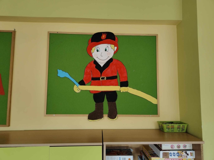 POZNAJEMY CIEKAWE ZAWODY