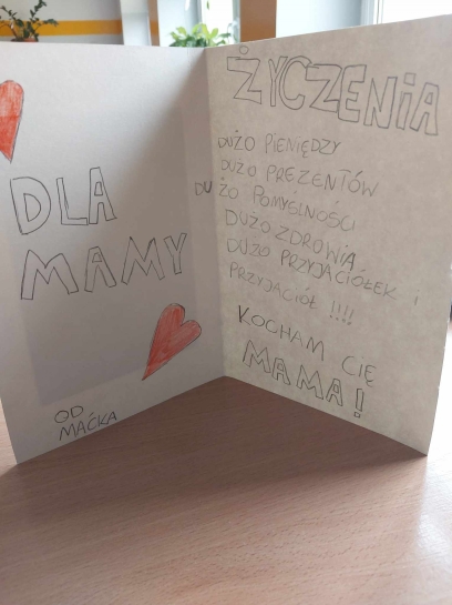 DZIE MAMY 