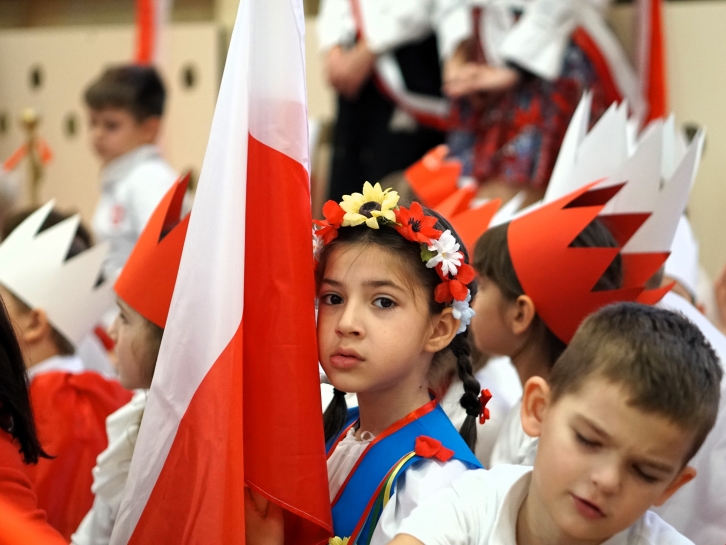 POKAZ MODY PATRIOTYCZNEJ KLAS NAJMODSZYCH