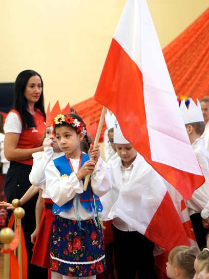 POKAZ MODY PATRIOTYCZNEJ KLAS NAJMODSZYCH