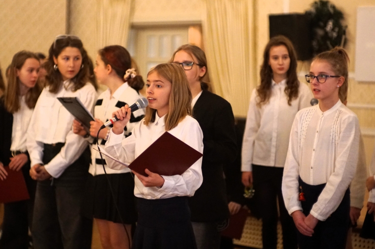 PRZEDSTAWIENIE DLA PRACOWNIKW FIRMY LUMILEDS PT. „CICHA NOC… JAKI W TOBIE DZISIAJ CUD”