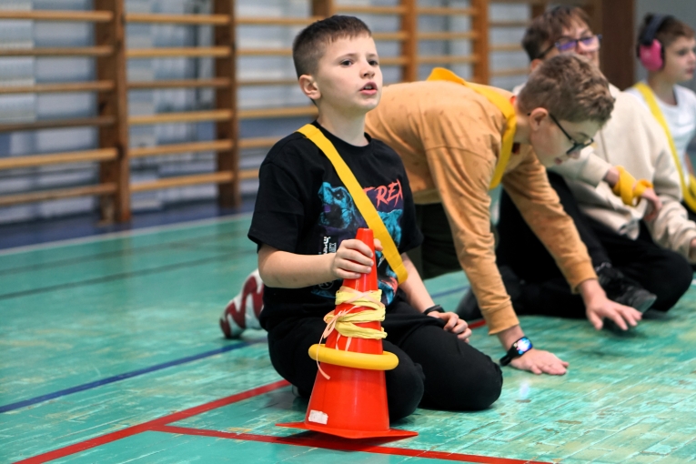 MIKOAJKOWE ZAWODY SPORTOWE DLA DZIECI ZE SPECJALNYMI POTRZEBAMI EDUKACYJNYMI