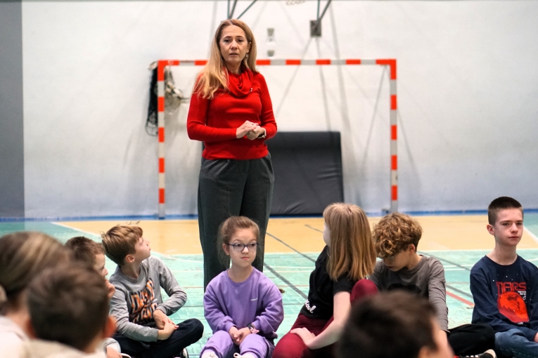 MIKOAJKOWE ZAWODY SPORTOWE DLA DZIECI ZE SPECJALNYMI POTRZEBAMI EDUKACYJNYMI