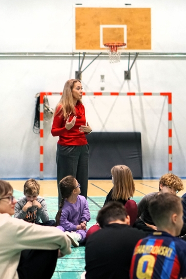 MIKOAJKOWE ZAWODY SPORTOWE DLA DZIECI ZE SPECJALNYMI POTRZEBAMI EDUKACYJNYMI