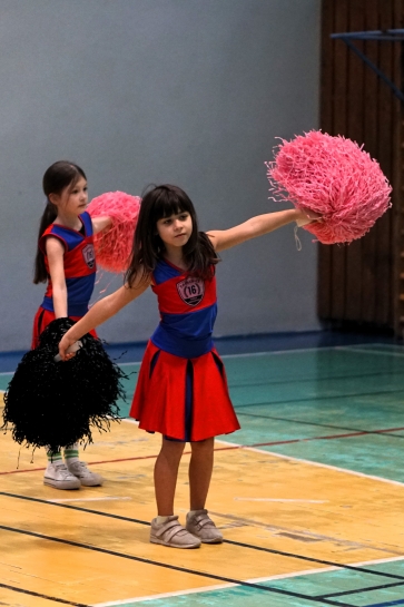 MIKOAJKOWE ZAWODY SPORTOWE DLA DZIECI ZE SPECJALNYMI POTRZEBAMI EDUKACYJNYMI