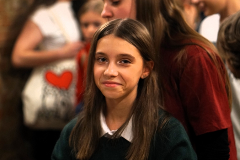 WYCIECZKA KLAS 6B I 6C DO TEATRU ARLEKIN I MUZEUM FABRYKI