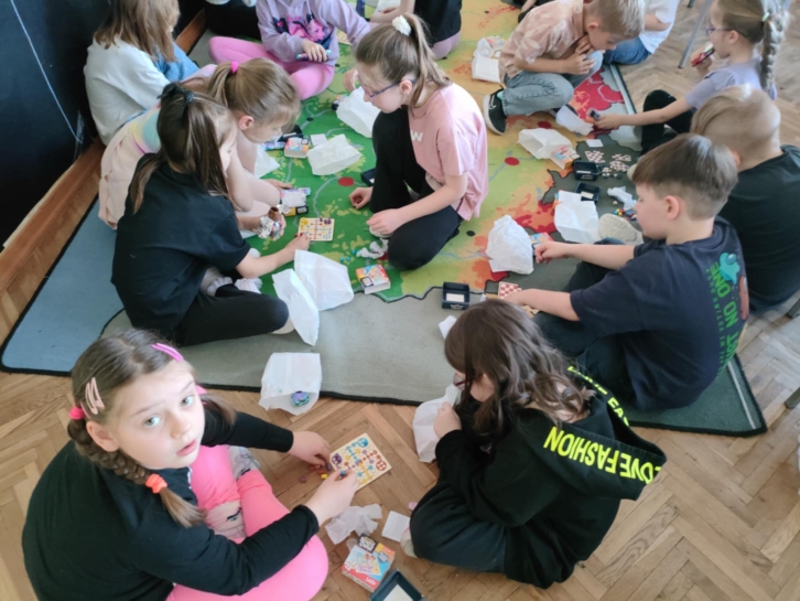 25.04 WIELKANOCNE NIADANIE