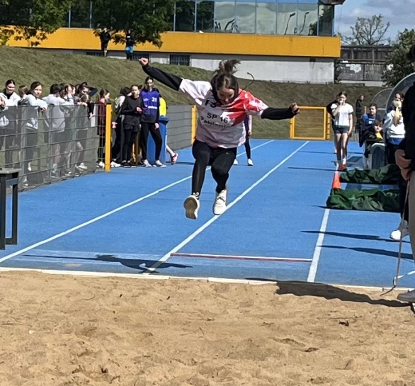 09.05 POWIATOWA DRUYNOWA LIGA LEKKOATLETYCZNA