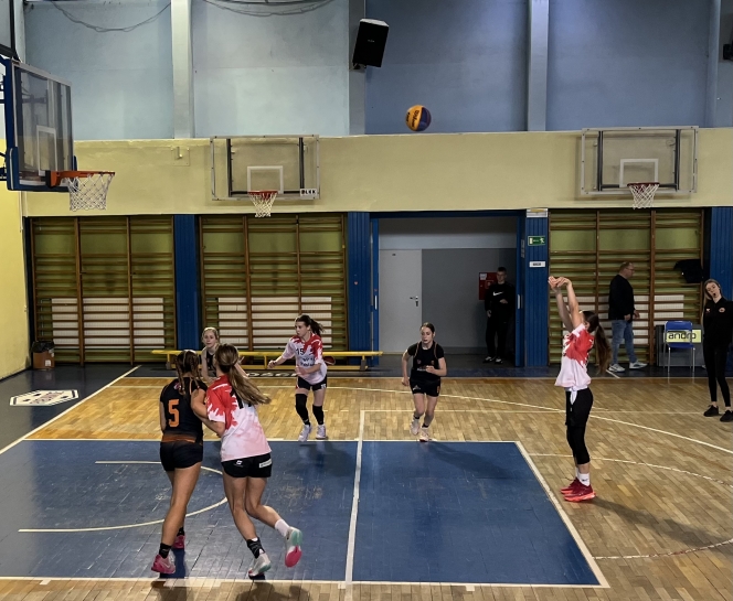 ZOTY PӣFINA WOJEWDZKI W KOSZA 3x3