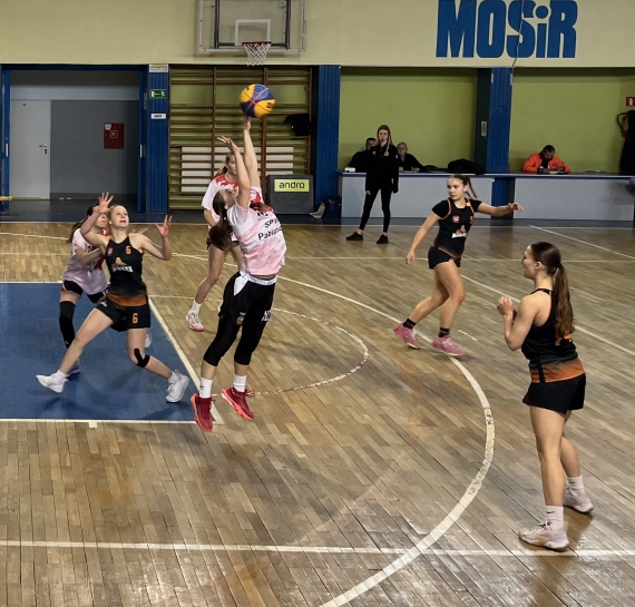 ZOTY PӣFINA WOJEWDZKI W KOSZA 3x3