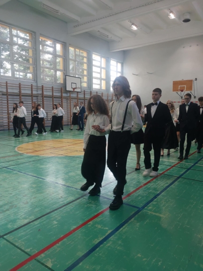BAL SMYCH KLAS