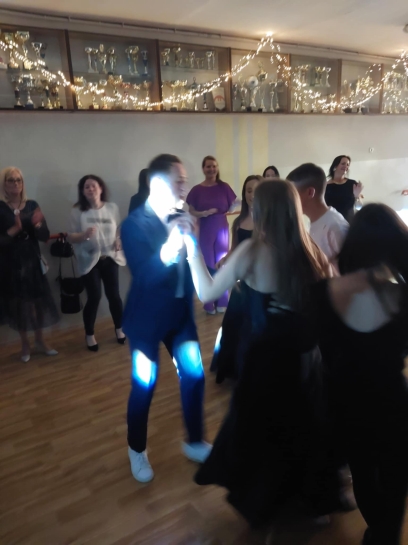 BAL SMYCH KLAS