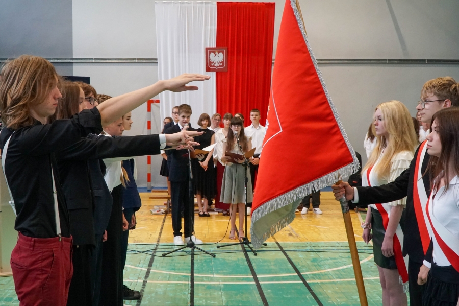 UROCZYSTE ZAKOCZENIE ROKU SZKOLNEGO KLAS SMYCH