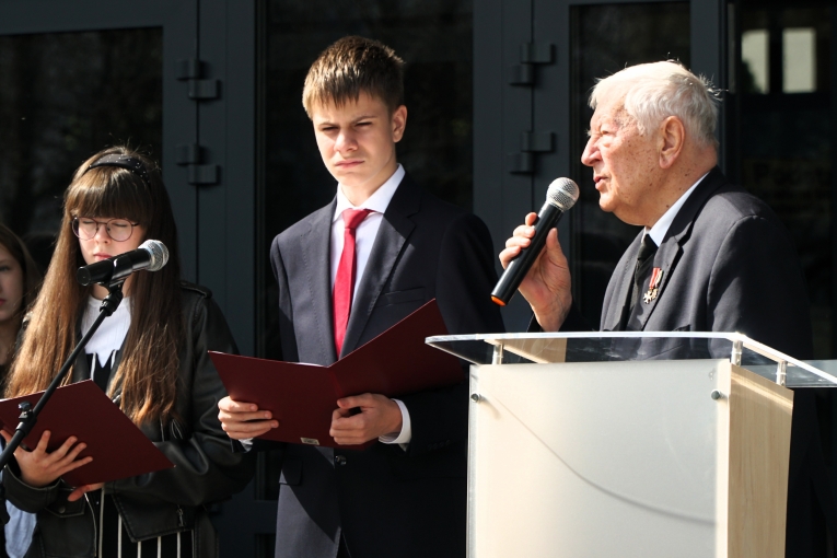 DZIE SYBIRAKA 