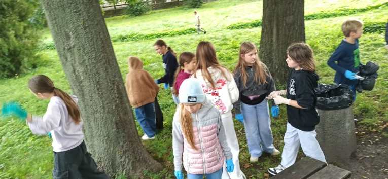 AKCJA SPRZTANIE WIATA