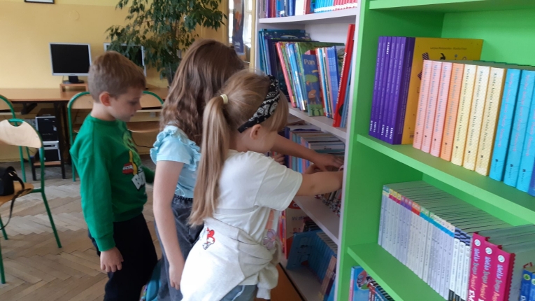 LEKCJE BIBLIOTECZNE
