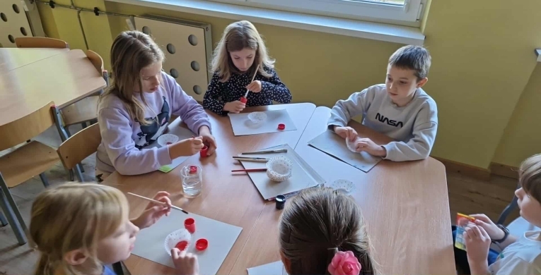 WOJNA W OCZACH DZIECKA 