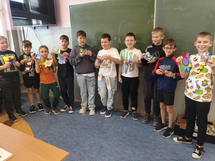 DZIE CHOPAKA W KLASIE 4D