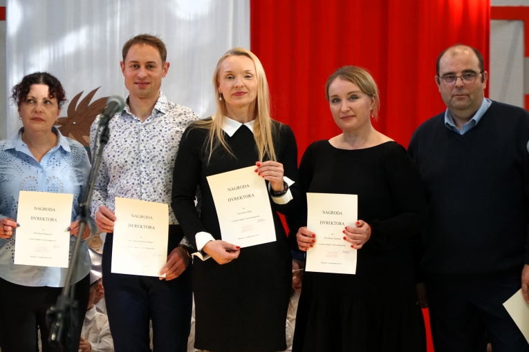 DZIEN NAUCZYCIELA I LUBOWANIE KLAS PIERWSZYCH