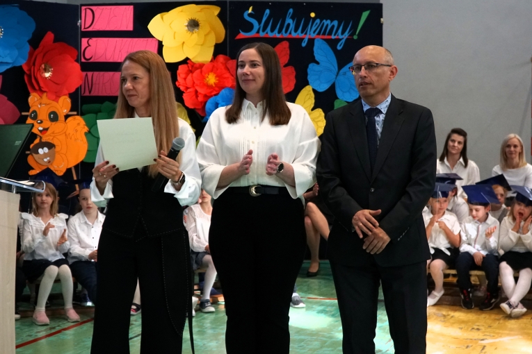 DZIEN NAUCZYCIELA I LUBOWANIE KLAS PIERWSZYCH