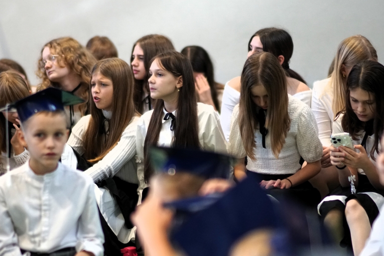 DZIEN NAUCZYCIELA I LUBOWANIE KLAS PIERWSZYCH