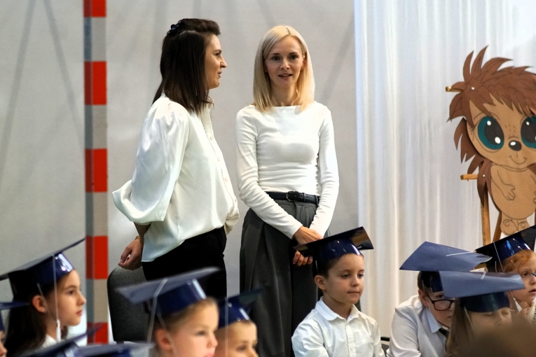 DZIEN NAUCZYCIELA I LUBOWANIE KLAS PIERWSZYCH