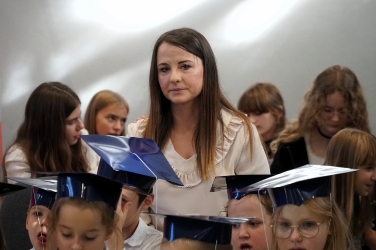 DZIEN NAUCZYCIELA I LUBOWANIE KLAS PIERWSZYCH