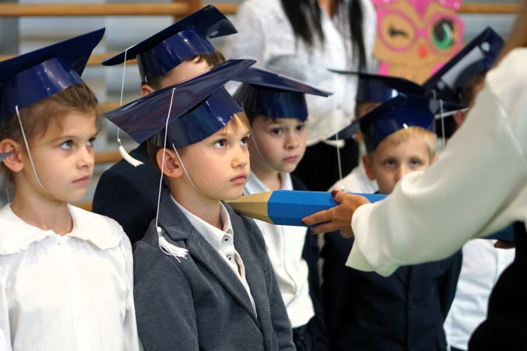 DZIEN NAUCZYCIELA I LUBOWANIE KLAS PIERWSZYCH