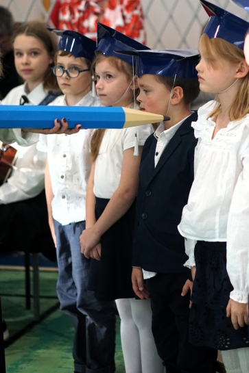 DZIEN NAUCZYCIELA I LUBOWANIE KLAS PIERWSZYCH