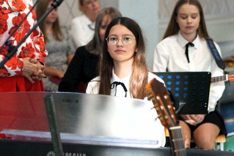DZIEN NAUCZYCIELA I LUBOWANIE KLAS PIERWSZYCH
