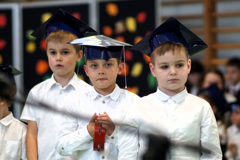 DZIEN NAUCZYCIELA I LUBOWANIE KLAS PIERWSZYCH