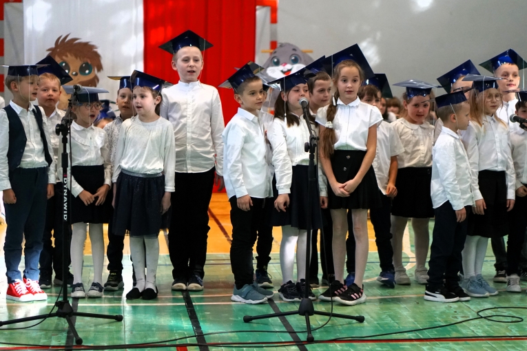 DZIEN NAUCZYCIELA I LUBOWANIE KLAS PIERWSZYCH
