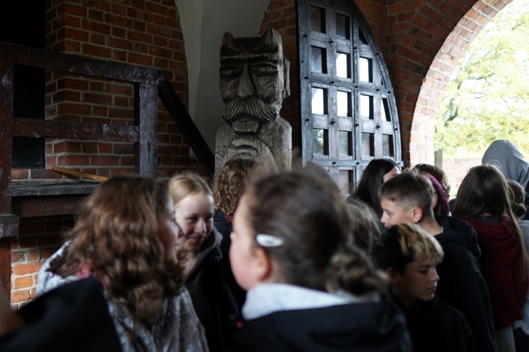 WYCIECZKA DO KOPALNI SOLI W KODAWIE I ZAMKU W CZYCY