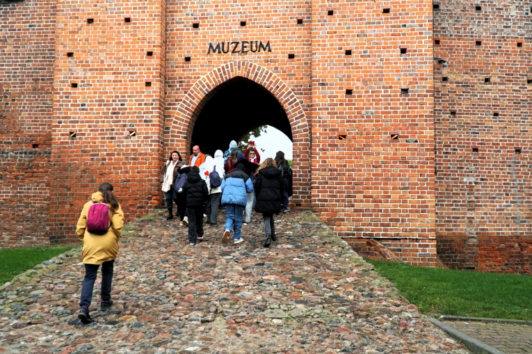 WYCIECZKA DO KOPALNI SOLI W KODAWIE I ZAMKU W CZYCY