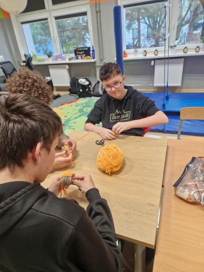 JESIENNE WARSZTATY KREATYWNOCI DLA UCZNIW Z SPE