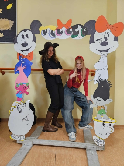 DZIE POSTACI Z BAJEK