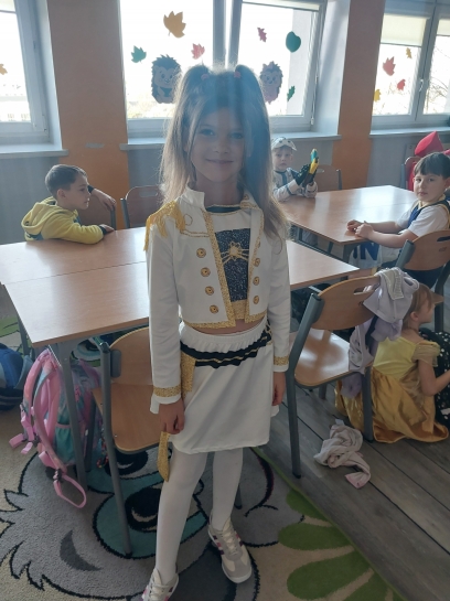 DZIE POSTACI Z BAJEK