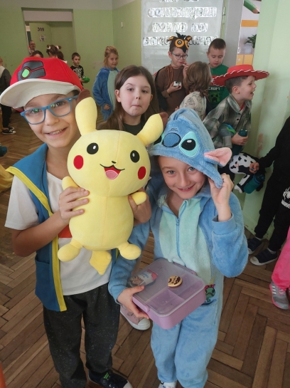 DZIE POSTACI Z BAJEK