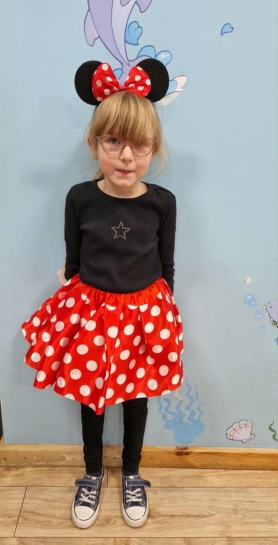 DZIE POSTACI Z BAJEK