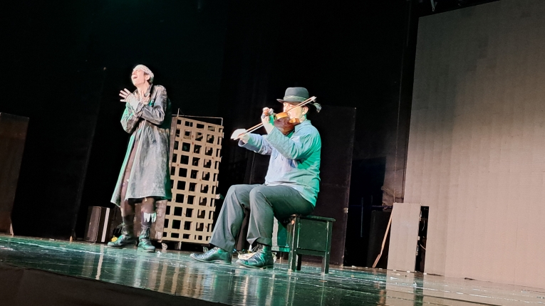 FRANKENSTEIN – THE MONSTER AND THE MYTH SPEKTAKL W TEATRZE V6 W ODZI