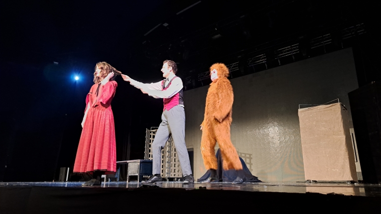 FRANKENSTEIN – THE MONSTER AND THE MYTH SPEKTAKL W TEATRZE V6 W ODZI