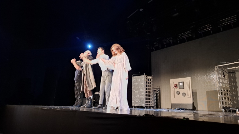 FRANKENSTEIN – THE MONSTER AND THE MYTH SPEKTAKL W TEATRZE V6 W ODZI