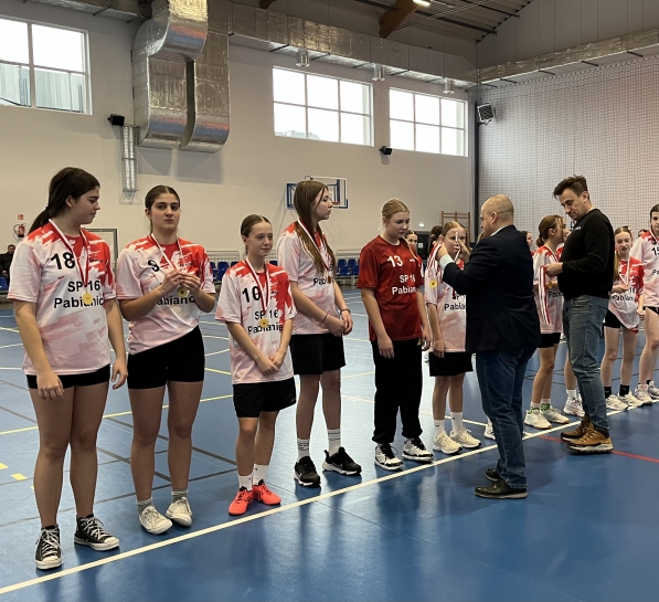 MAMY MISTRZYNIE PABIANIC W PICE RCZNEJ