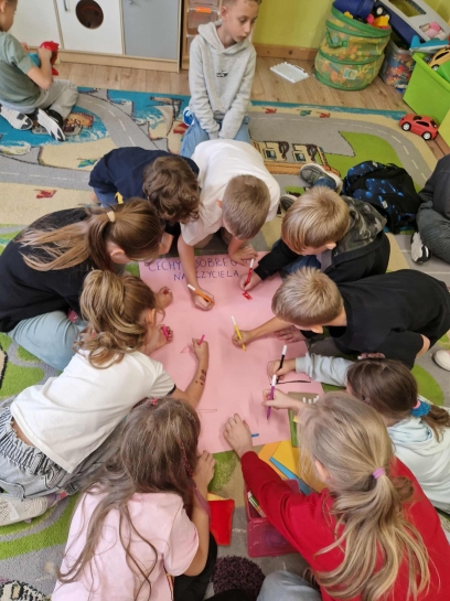 DZIE� EDUKACJI NARODOWEJ NA �WIETLICY