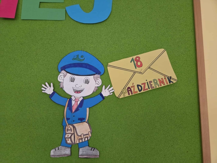 KALENDARZ �WI�T NIETYPOWYCH - PA�DZIERNIK 