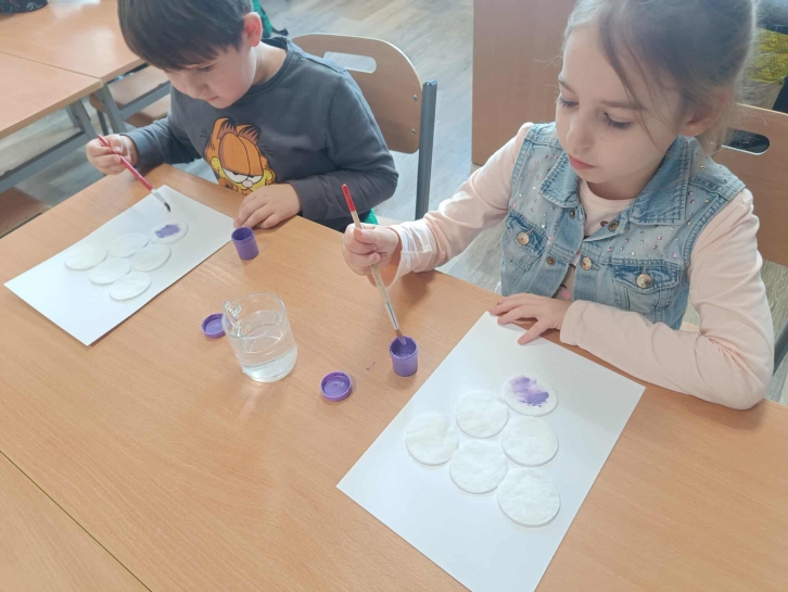 KALENDARZ �WI�T NIETYPOWYCH - PA�DZIERNIK 