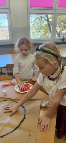 11 LISTOPADA W �WIETLICY