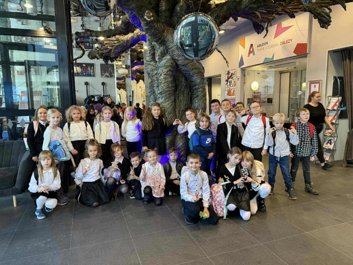 WYJAZD DO TEATRU LALEK ARLEKIN W ODZI 